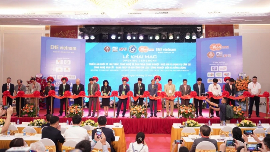 International exhibition of electricity and energy industry kicks off in Hanoi